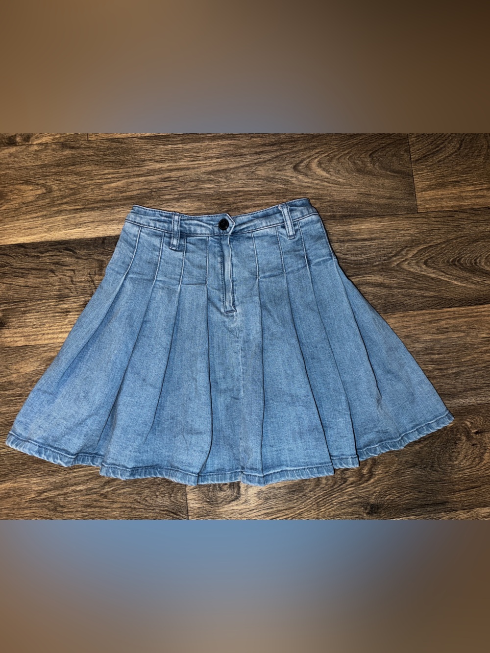 Hot Topic Light Blue Pleated Denim Skirt